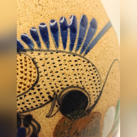 Vintage Tonala Mexico Hand Painted Signed Pottery Vase with Bird and Flowers. - Picture 6 of 8